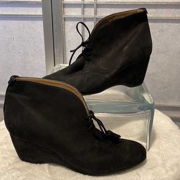 Anyi Lu Shoes - Nwot Anyi Liu Black Suede Tie Up Ankle Boots Size 8.5